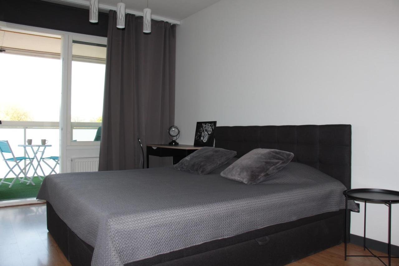 New Modern 4-Room Apartment With Big Balcony And Undeground Parking In Center Of Tallinn Luaran gambar