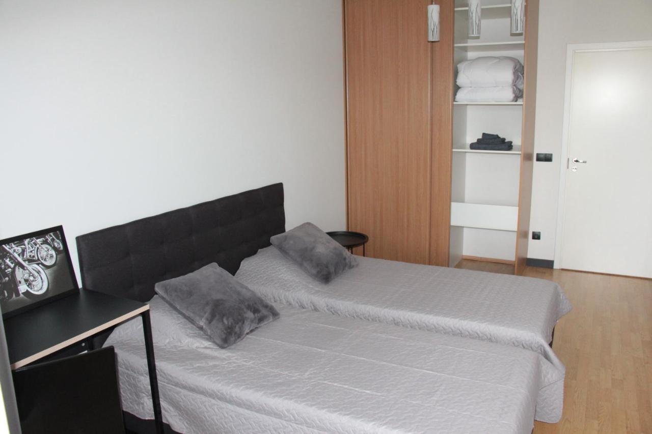 New Modern 4-Room Apartment With Big Balcony And Undeground Parking In Center Of Tallinn Luaran gambar