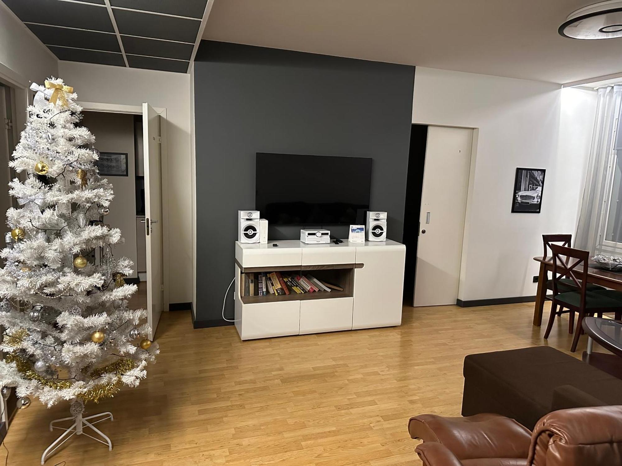 New Modern 4-Room Apartment With Big Balcony And Undeground Parking In Center Of Tallinn Luaran gambar